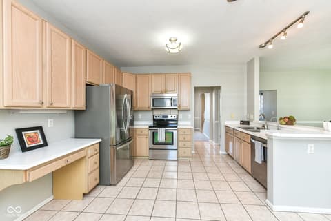 Photo of 7942 Red Sunset Way, Avon, IN