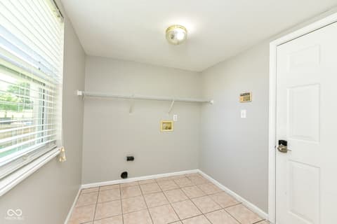 Photo of 7942 Red Sunset Way, Avon, IN