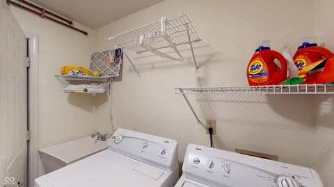 Photo of 4221 Bay Leaf Circle, Indianapolis, IN