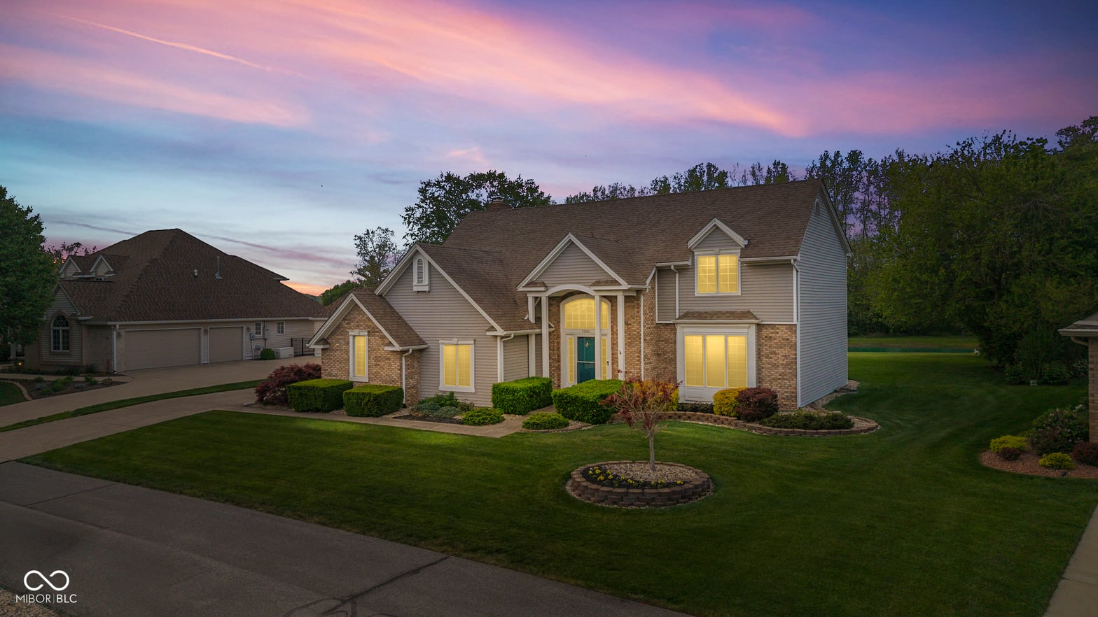 Photo of 1266 Kensington Drive, Seymour, IN