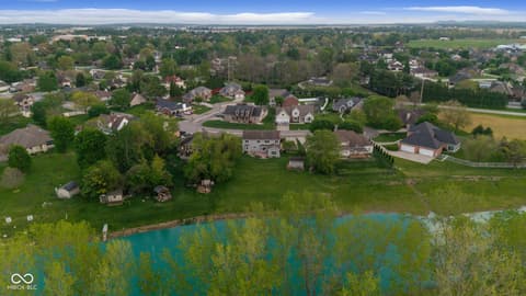 Photo of 1266 Kensington Drive, Seymour, IN