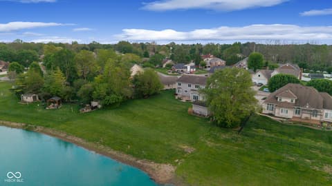Photo of 1266 Kensington Drive, Seymour, IN