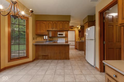 Photo of 1266 Kensington Drive, Seymour, IN