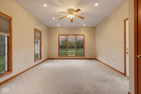 Photo of 1266 Kensington Drive, Seymour, IN
