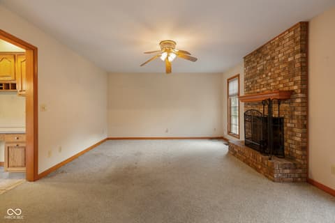 Photo of 1266 Kensington Drive, Seymour, IN