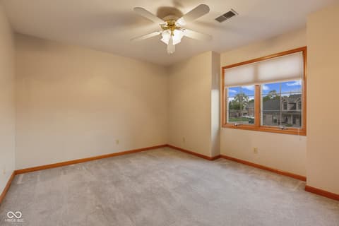 Photo of 1266 Kensington Drive, Seymour, IN