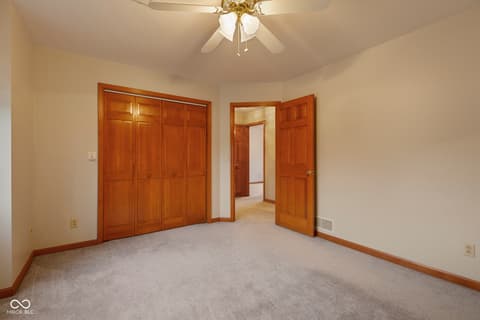 Photo of 1266 Kensington Drive, Seymour, IN
