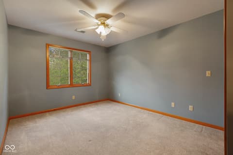 Photo of 1266 Kensington Drive, Seymour, IN