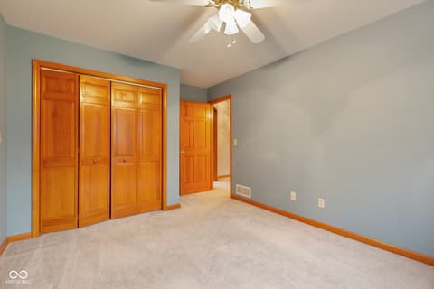 Photo of 1266 Kensington Drive, Seymour, IN