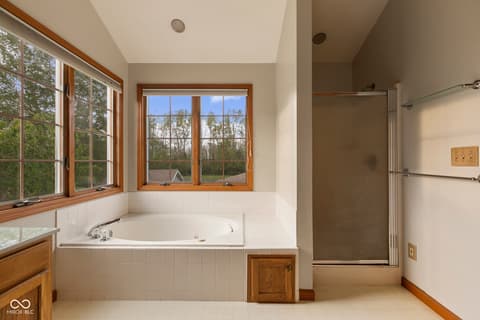 Photo of 1266 Kensington Drive, Seymour, IN