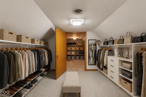 Photo of 1266 Kensington Drive, Seymour, IN