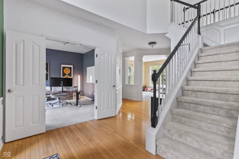 Photo of 9827 Belcrest Lane, Indianapolis, IN