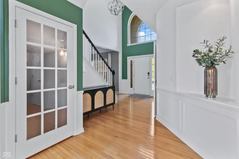 Photo of 9827 Belcrest Lane, Indianapolis, IN