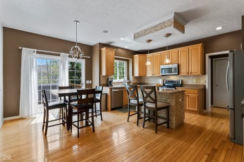 Photo of 9827 Belcrest Lane, Indianapolis, IN