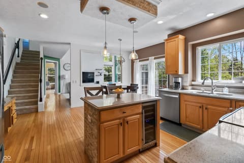 Photo of 9827 Belcrest Lane, Indianapolis, IN