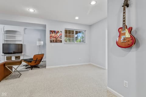 Photo of 9827 Belcrest Lane, Indianapolis, IN