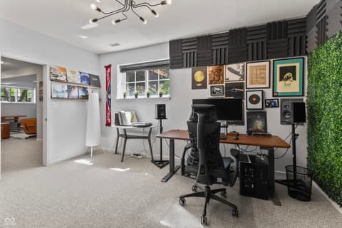 Photo of 9827 Belcrest Lane, Indianapolis, IN