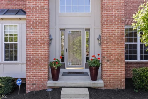 Photo of 9827 Belcrest Lane, Indianapolis, IN