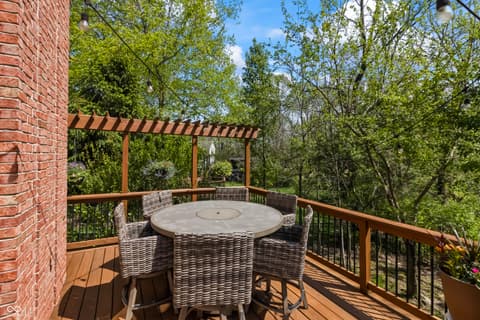 Photo of 9827 Belcrest Lane, Indianapolis, IN