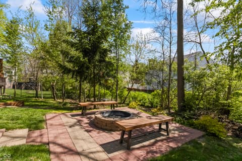 Photo of 9827 Belcrest Lane, Indianapolis, IN
