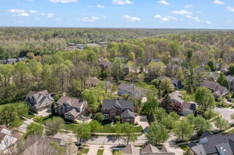 Photo of 9827 Belcrest Lane, Indianapolis, IN