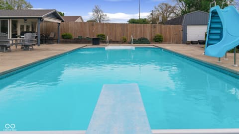 Pool at 425 Lasher Drive, Seymour, IN