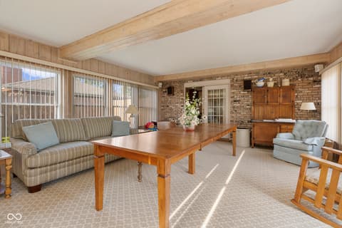 Living room at 425 Lasher Drive, Seymour, IN