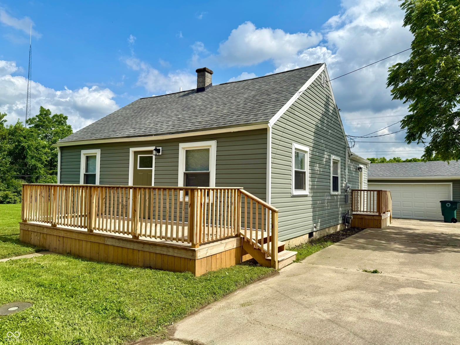 Photo of 405 E Cowing Drive, Muncie, IN