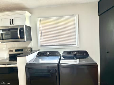 Photo of 405 E Cowing Drive, Muncie, IN