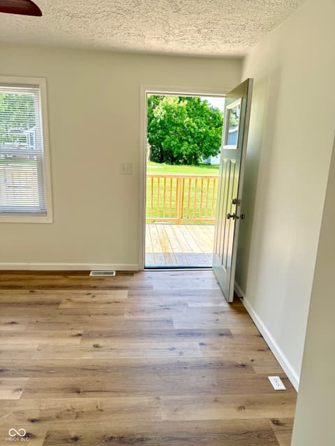 Photo of 405 E Cowing Drive, Muncie, IN