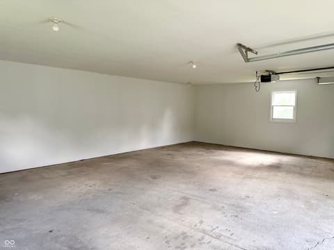 Photo of 405 E Cowing Drive, Muncie, IN