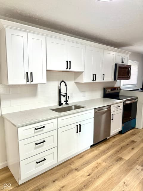 Photo of 405 E Cowing Drive, Muncie, IN