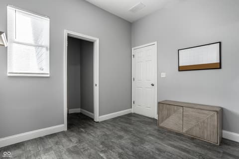 Photo of 2302 N Kenwood Avenue, Indianapolis, IN