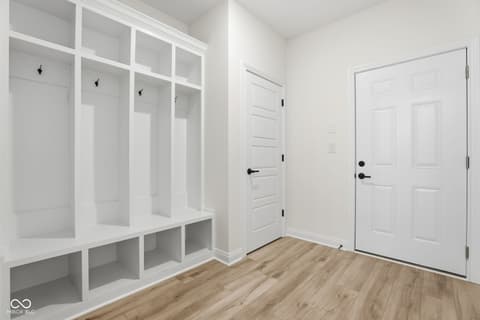 Laundry room at 8165 Cindy Circle, Martinsville, IN