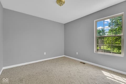 Photo of 880 Deer Field Drive, Greencastle, IN