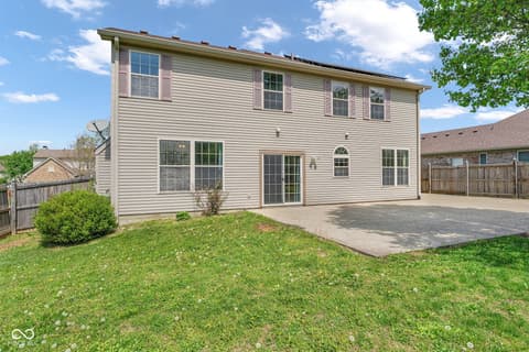 Photo of 880 Deer Field Drive, Greencastle, IN