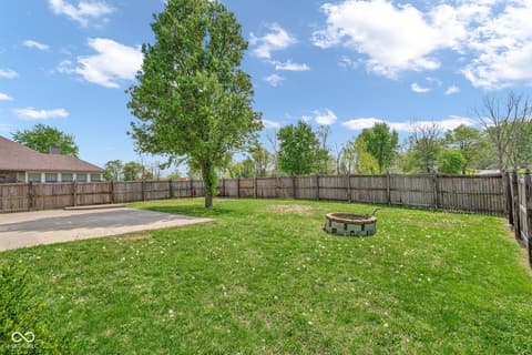 Photo of 880 Deer Field Drive, Greencastle, IN
