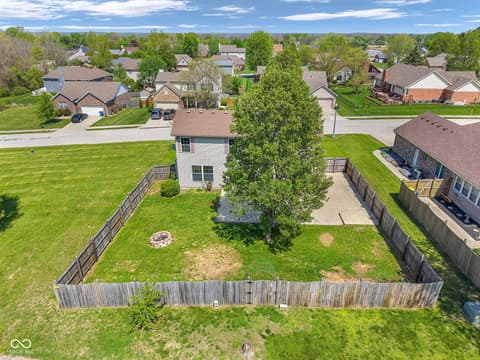 Photo of 880 Deer Field Drive, Greencastle, IN