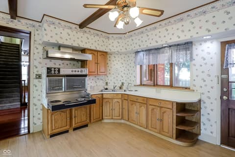 Photo of 506 S Washington Street, Crawfordsville, IN