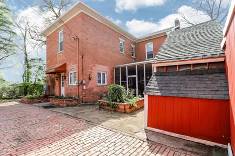 Photo of 506 S Washington Street, Crawfordsville, IN
