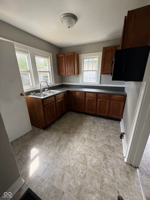 Photo of 2730 Noble Street, Anderson, IN