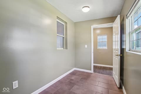 Foyer at 1133 S Sheffield Avenue, Indianapolis, IN