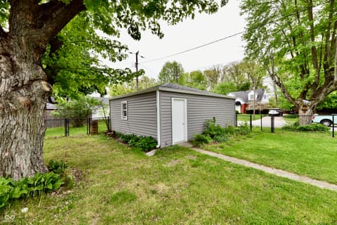 Photo of 245 S 11th Avenue, Beech Grove, IN