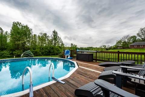 Pool at 6907 E County Road 825 S, Mooresville, IN