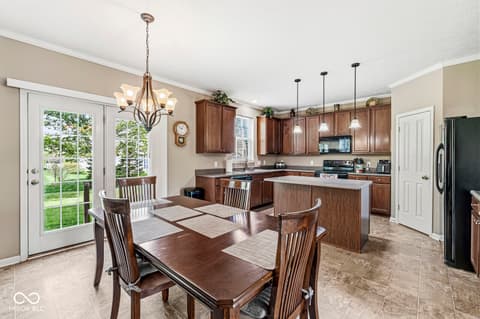 Dining room at 5184 Nicodemus Drive, Plainfield, IN