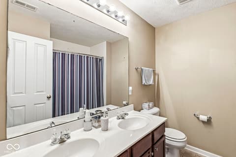 Bathroom at 5184 Nicodemus Drive, Plainfield, IN