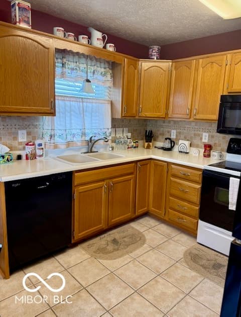 Kitchen at 3957 Hancock Court, Franklin, IN