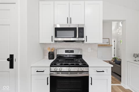 Photo of 819 E 56th Street, Indianapolis, IN