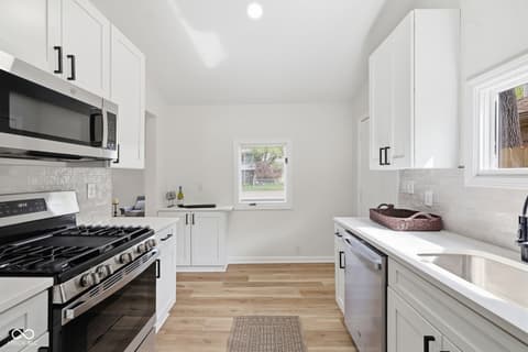 Photo of 819 E 56th Street, Indianapolis, IN