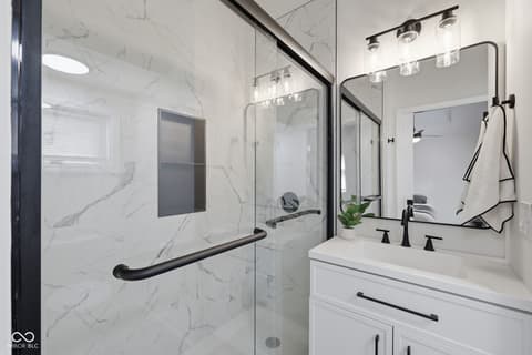 Photo of 819 E 56th Street, Indianapolis, IN